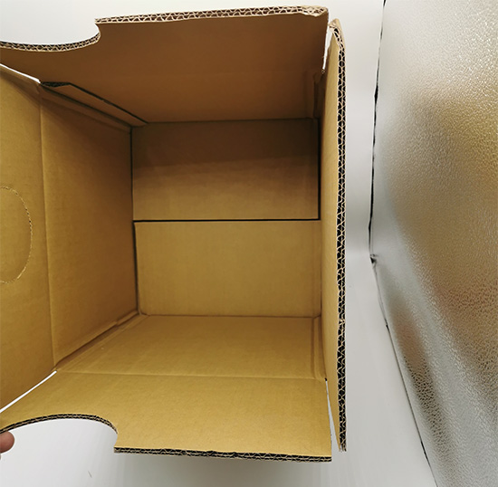 五層臺(tái)灣黃紙日式料酒包裝紙箱 五層臺(tái)灣黃紙日式料酒包裝紙箱